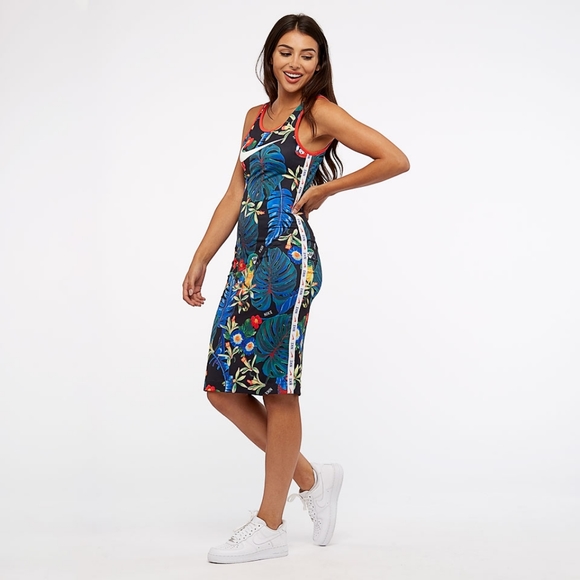 Nike Dress Hyper Femme Tee Small - Picture 2 of 12